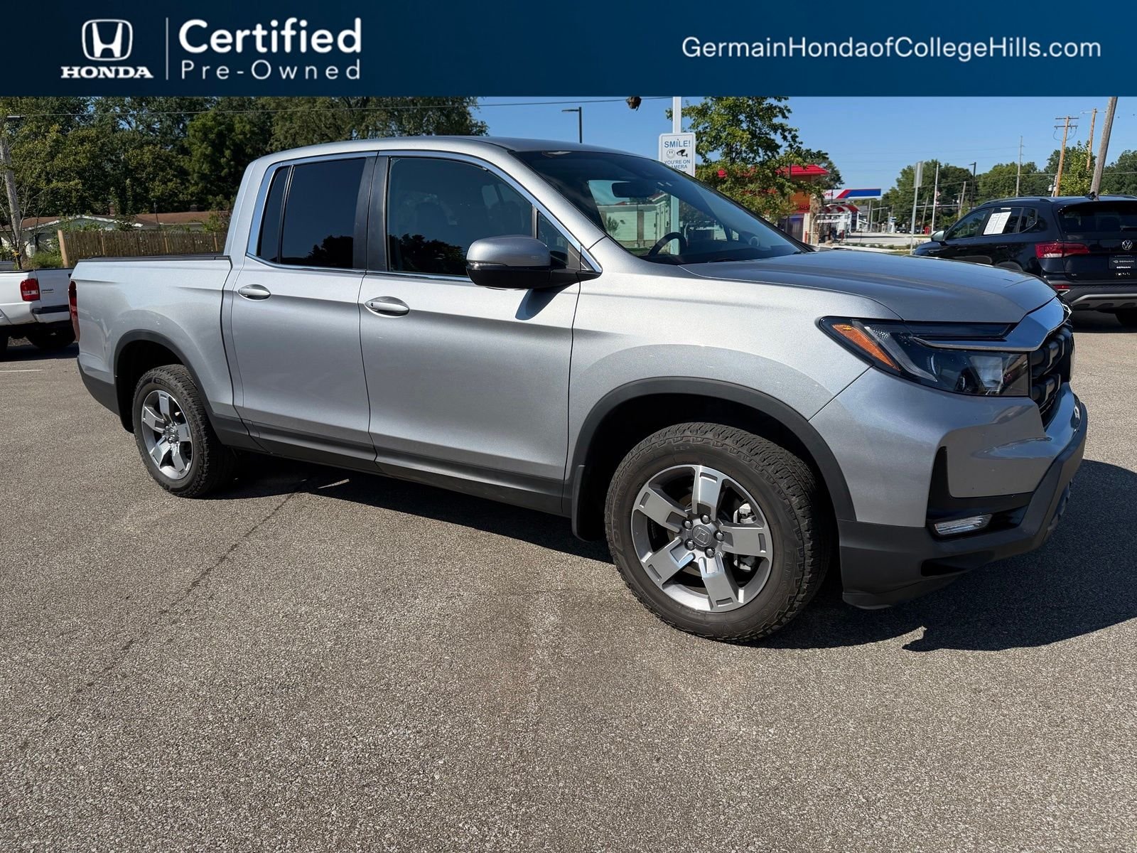 Certified Used 2024 Lunar Silver Metallic Honda RTL image 3