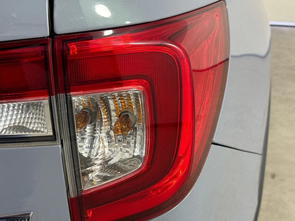 Certified Used 2022 Gray Honda Special Edition image 36