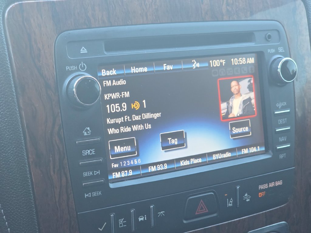 Used 2014 Gray Chevrolet 2LT image 25
