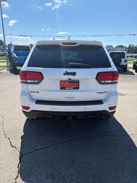 Used 2021 White Jeep Trailhawk image 4