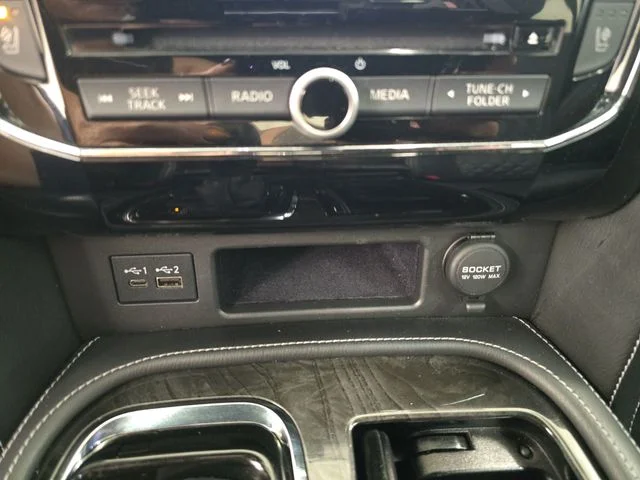 Used 2021 Mineral Black INFINITI Sensory image 28