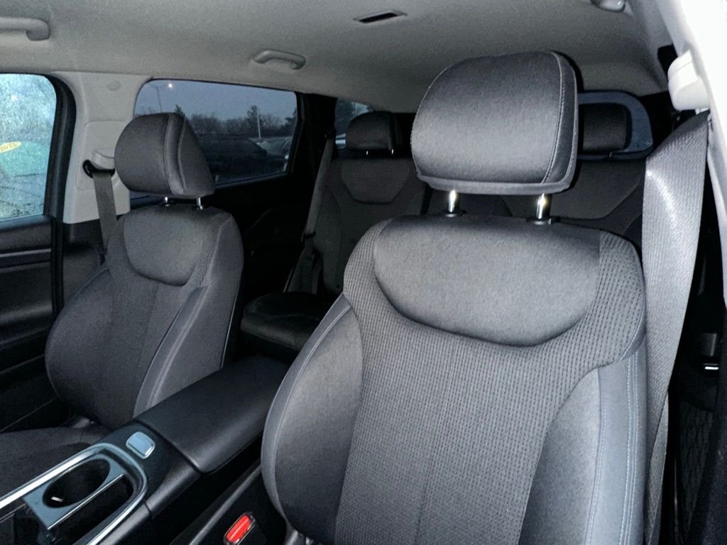 2022 Hyundai Santa Fe SEL - Photo 12