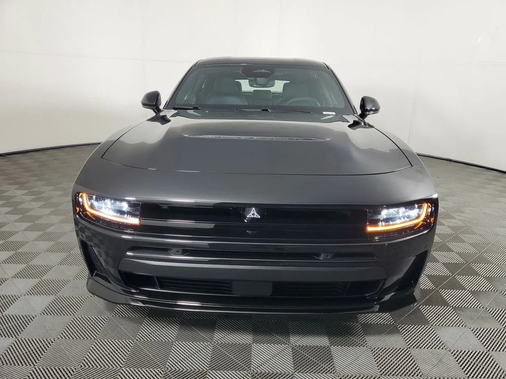New 2026 Diamond Black Crystal Pearlcoat Dodge Scat Pack image 9