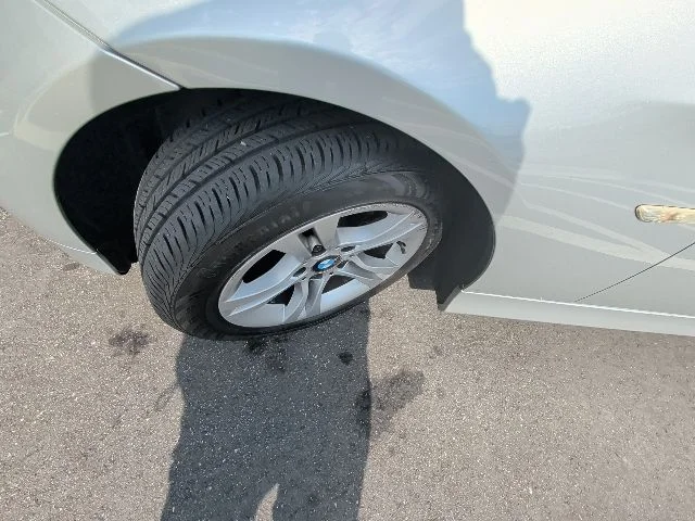 Used 2008 Silver BMW 328i image 17