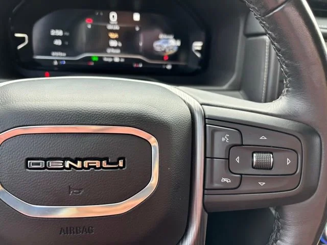 Used 2023 Onyx Black GMC Denali Ultimate image 30