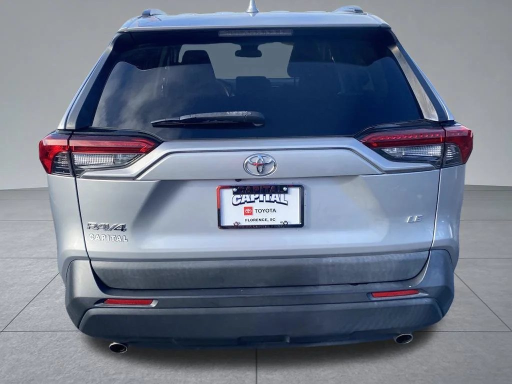 Used 2019 Silver Toyota LE image 11