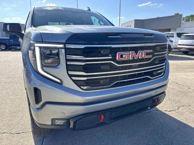 Used 2025 Silver GMC AT4 image 4