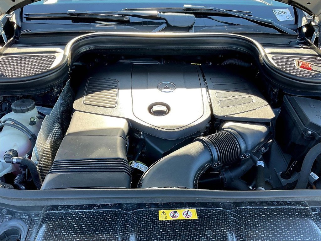 Certified Used 2025 MANUFAKTUR Alpine Gray Mercedes-Benz GLE 350 image 31