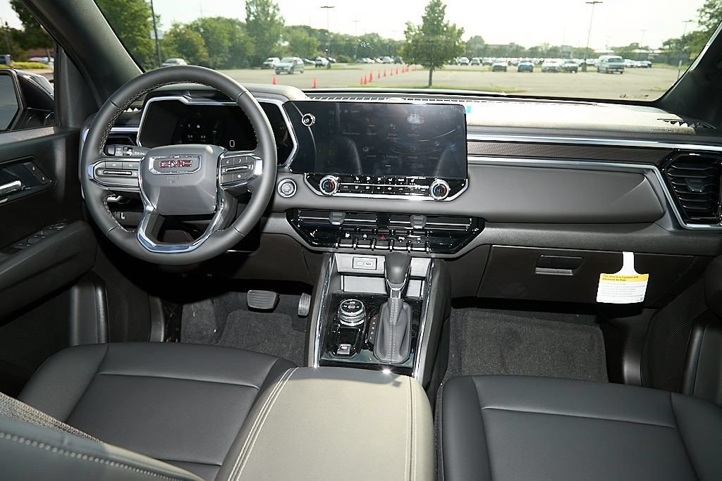 New 2026 Summit White GMC Elevation image 39