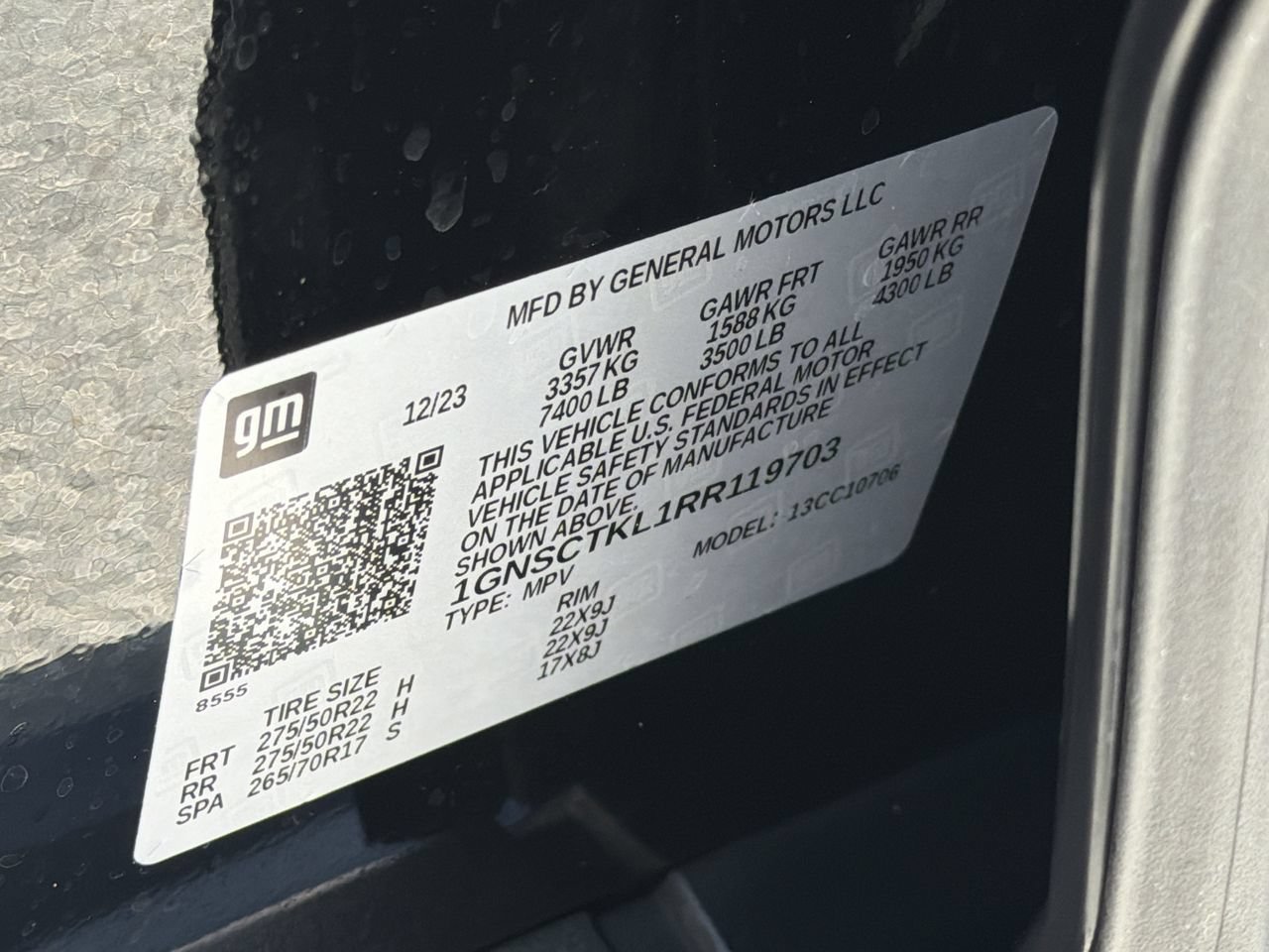 Used 2024 Black Chevrolet High Country image 35
