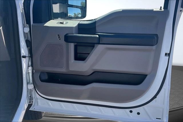 Used 2022 Oxford White Ford XL image 23