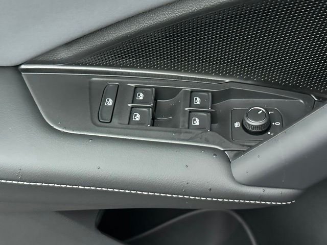New 2026 Deep Black Pearl Volkswagen 2.0T SE R-Line Black image 19