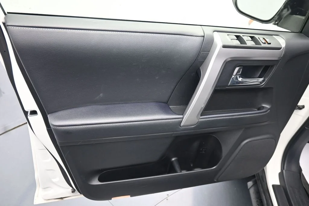 Used 2023 White Toyota SR5 image 17