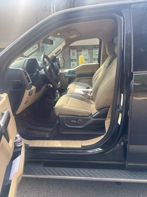 Used 2016 Black Ford XLT image 10