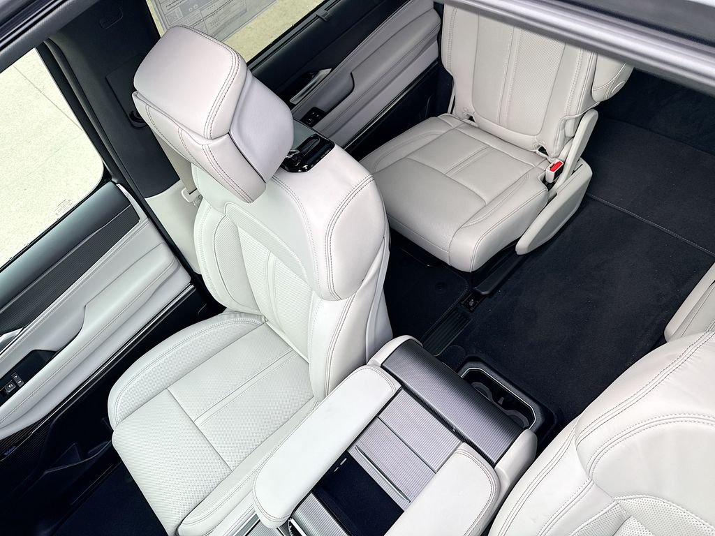 New 2026 Bright White Clear-Coat Exterior Paint Jeep Summit Obsidian image 30