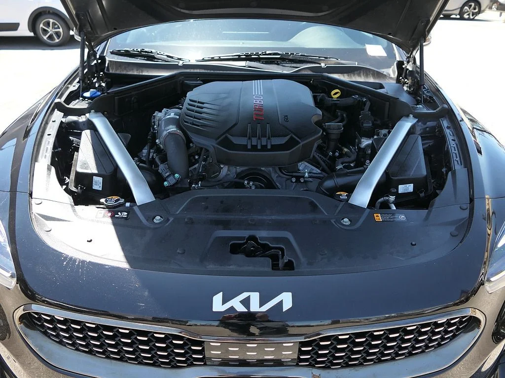 Used 2022 Black Kia GT1 image 27
