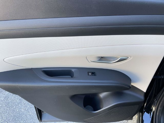 Certified Used 2025 Phantom Black Hyundai SEL image 12