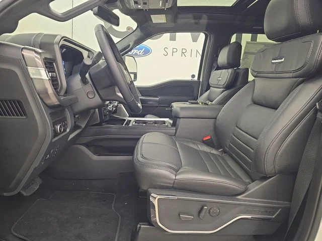New 2026 Star White Metallic Tri-Coat Ford F-450® Platinum® image 27