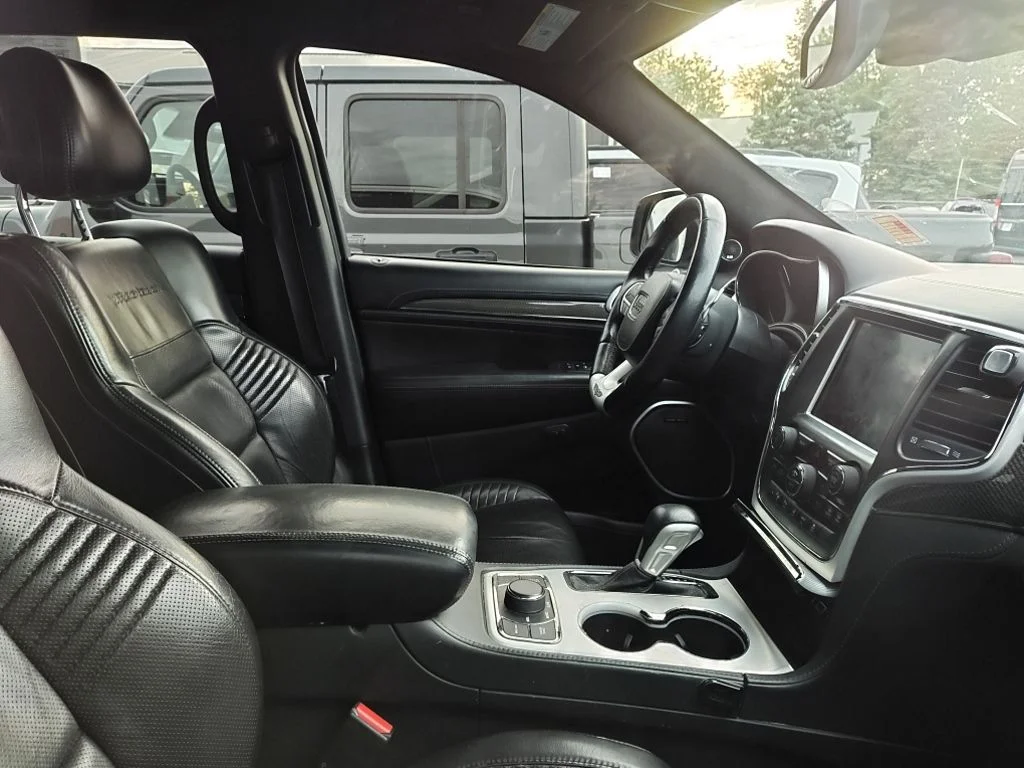 Used 2018 White Jeep Trackhawk image 11