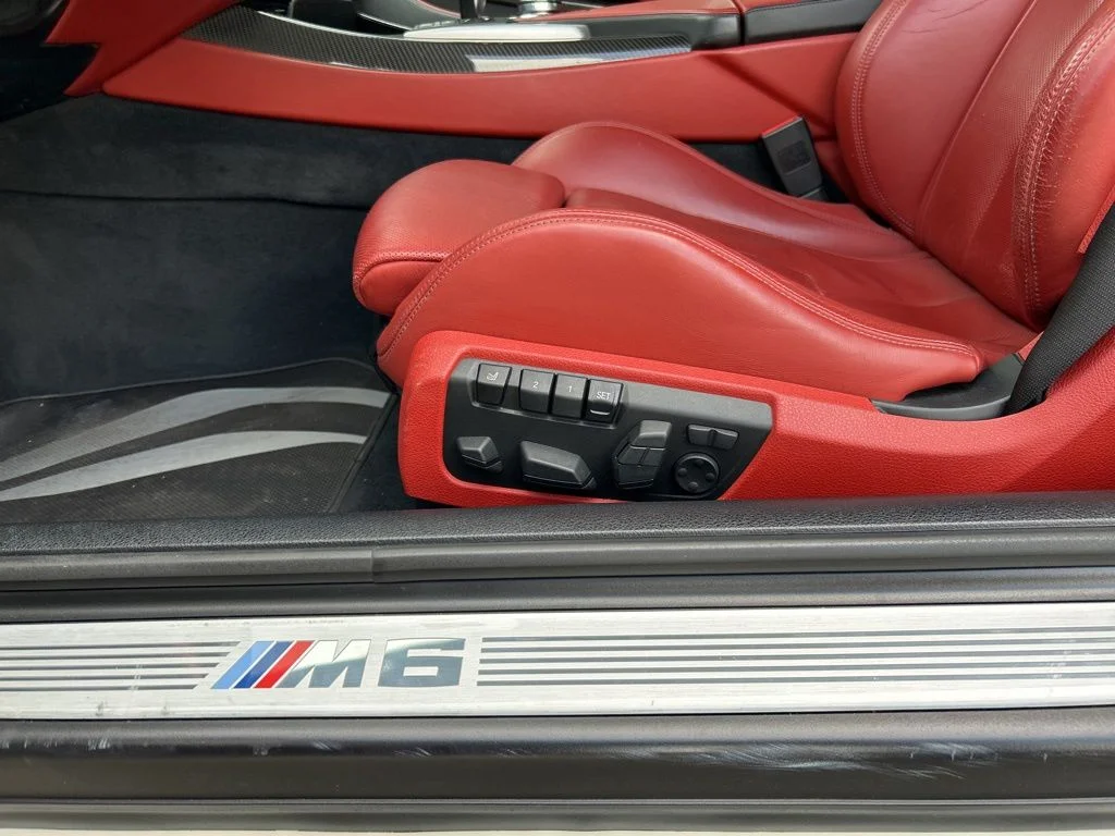 Used 2017 White BMW Competition image 17