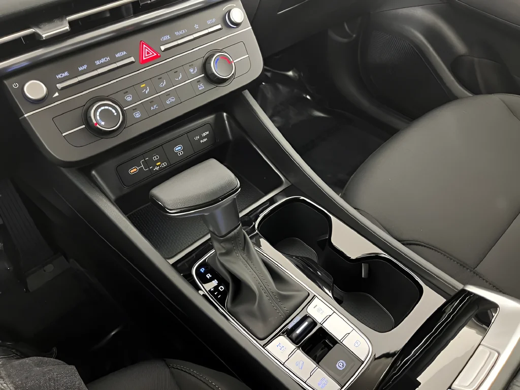 New 2026 Silver Hyundai SE image 18