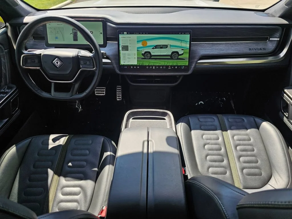 Used 2022  RIVIAN Adventure Package image 19