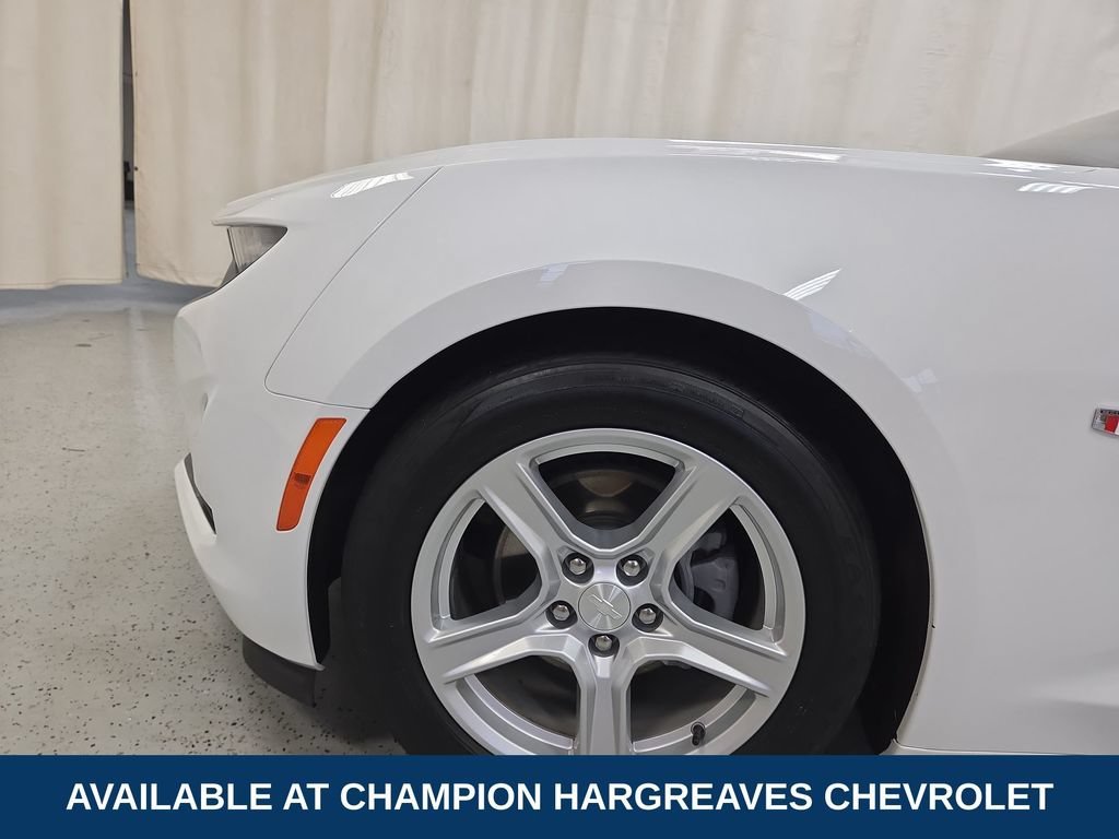 Used 2023 SUMMIT WHITE Chevrolet 3LT image 41