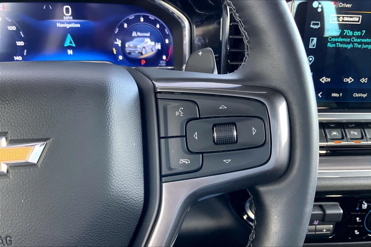 Used 2024 Iridescent Pearl Tricoat Chevrolet High Country image 25