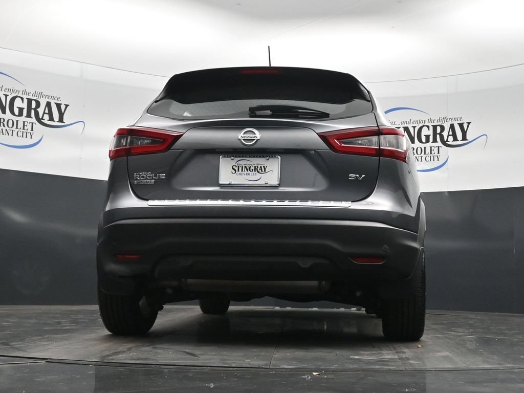 Used 2022 Gray Nissan SV FWD Xtronic CVT image 31