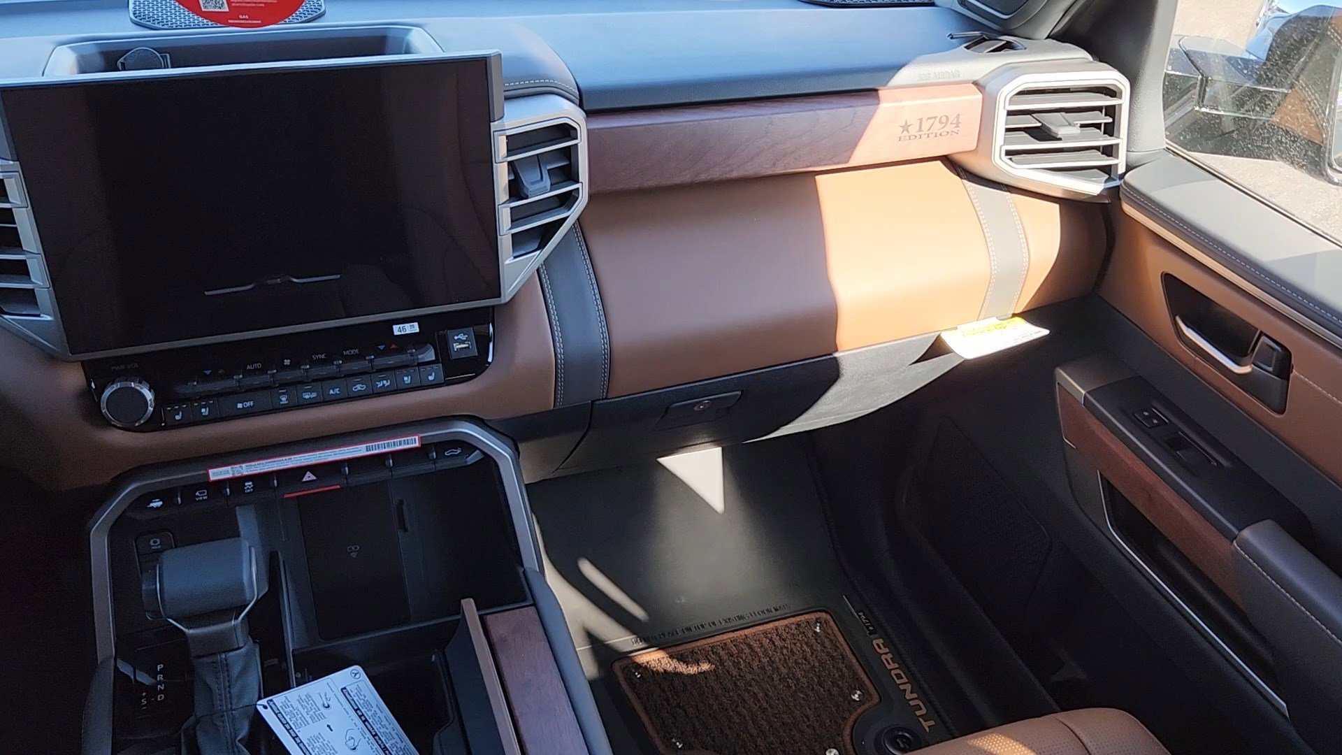2026 Toyota Tundra 1794 Edition - Photo 6