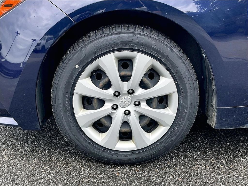 Used 2021 Blueprint Toyota LE image 7