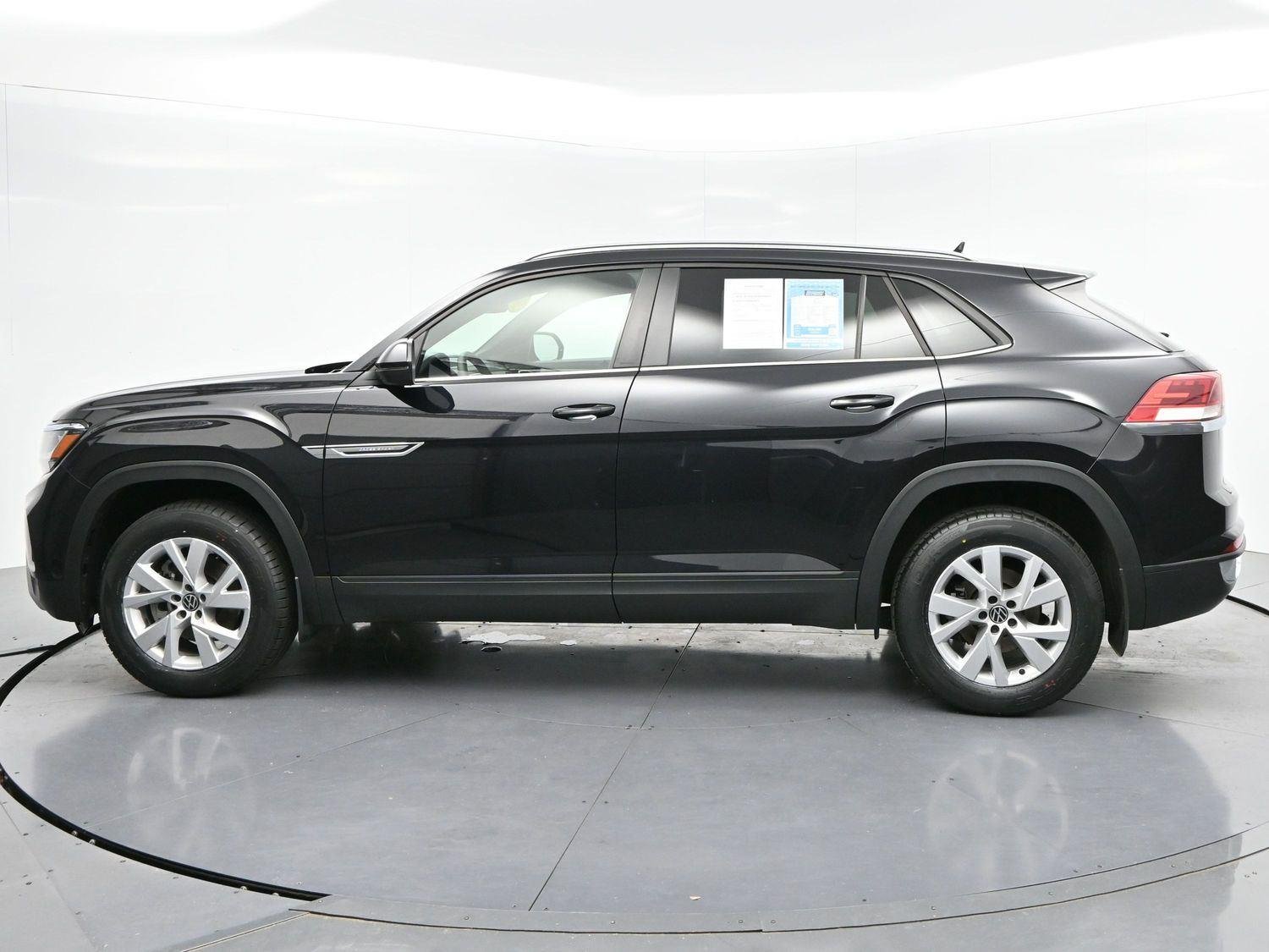 Used 2021 Deep Black Pearl Volkswagen 2.0T S image 4