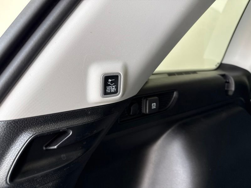 Used 2023 White Jeep Limited image 11