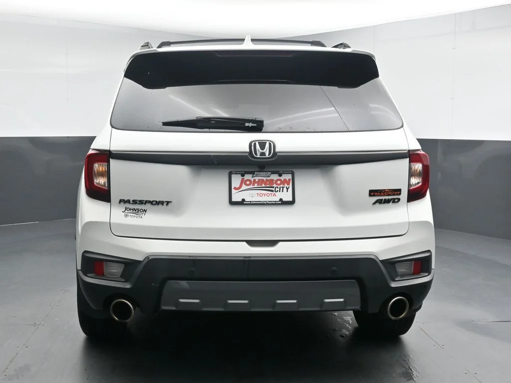 Used 2022 White Honda TrailSport image 7