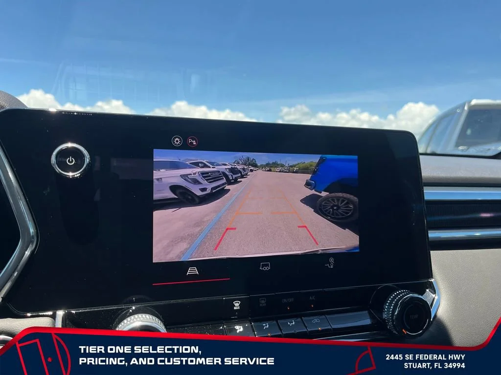 New 2026 Summit White GMC Elevation image 31