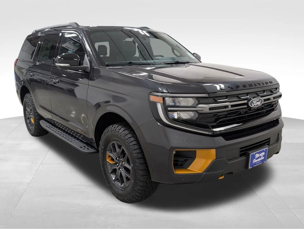New 2027 Dark Matter Gray Metallic Ford Tremor® image 20