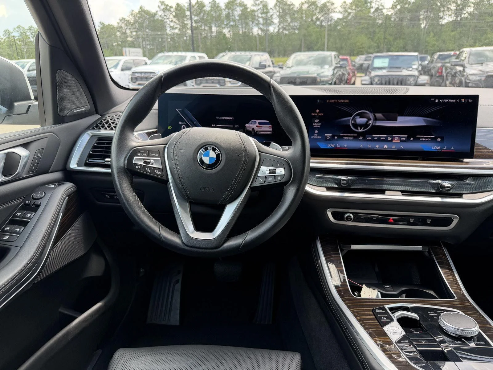 Used 2026 WHITE BMW sDrive40i image 8