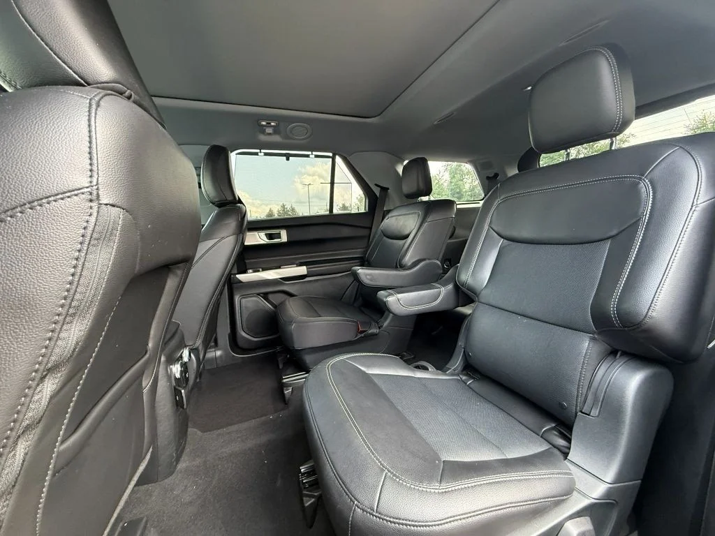 Used 2023 Stone Blue Metallic Ford Limited 4WD image 20