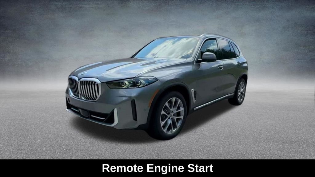Used 2024 Gray BMW xDrive40i image 10