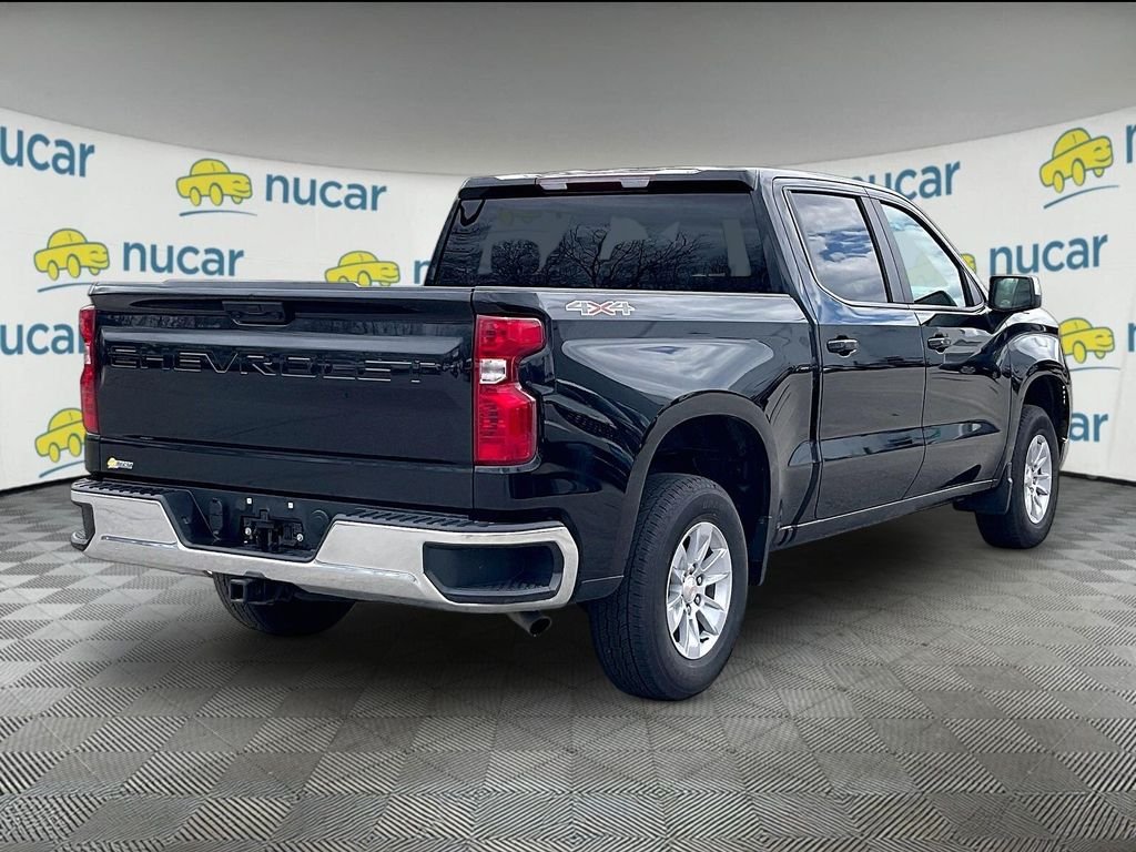 Used 2025 Black Chevrolet LT image 6