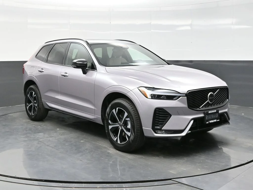 2026 Volvo XC60 B5 Core Dark AWD's photo