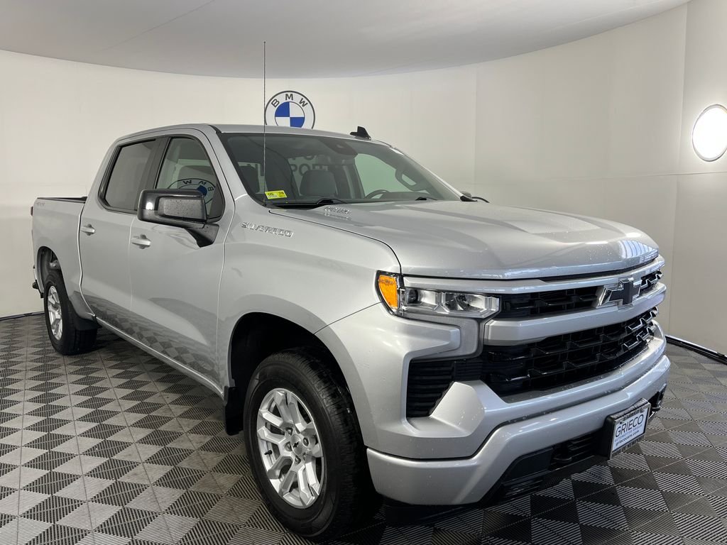 Used 2022 Silver Chevrolet RST image 1