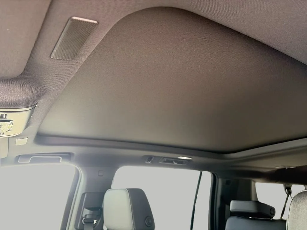 2026 Chevrolet Suburban Z71 - Photo 19