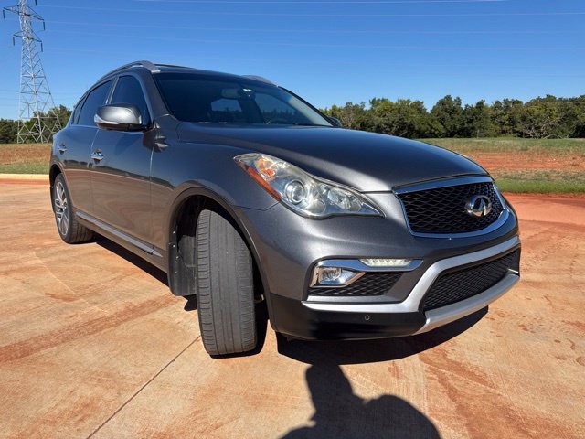Used 2016 Gray INFINITI  image 3