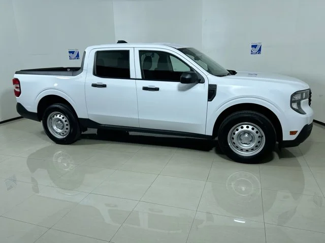 New 2026 OXFORD WHITE Ford XL 2.0L Super Crew Cab image 7