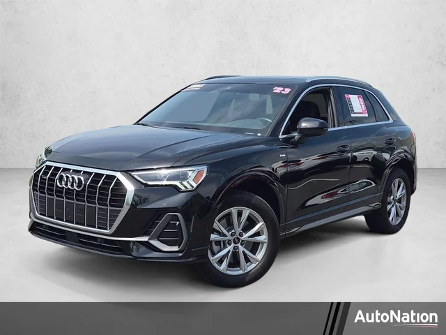 2023 Audi Q3 S line Premium