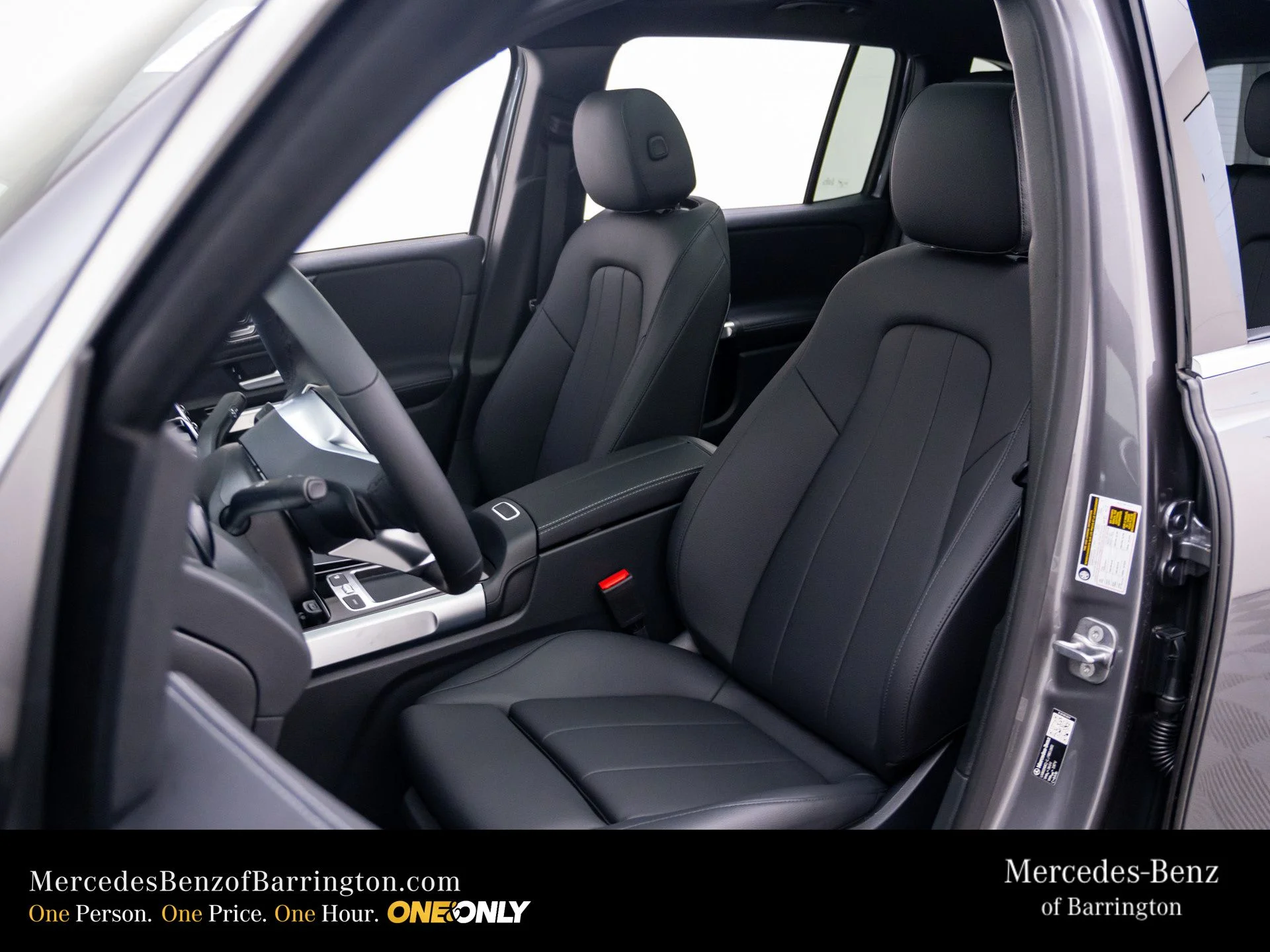 New 2026 Gray Mercedes-Benz GLB 250 image 18