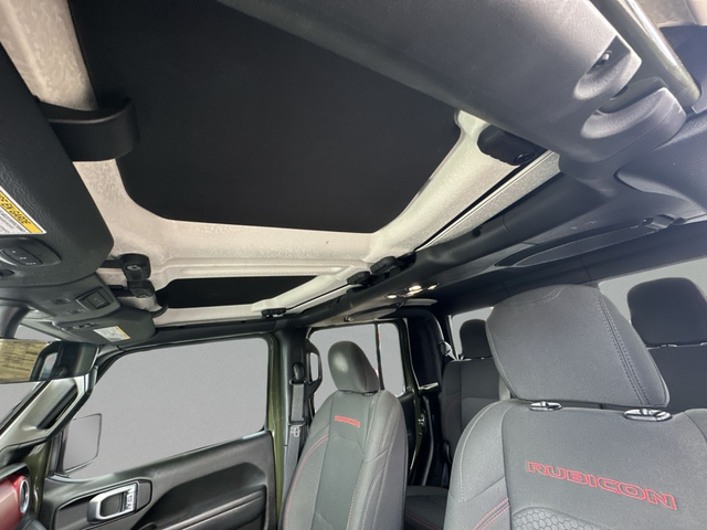 Used 2022 Green Jeep Rubicon image 40