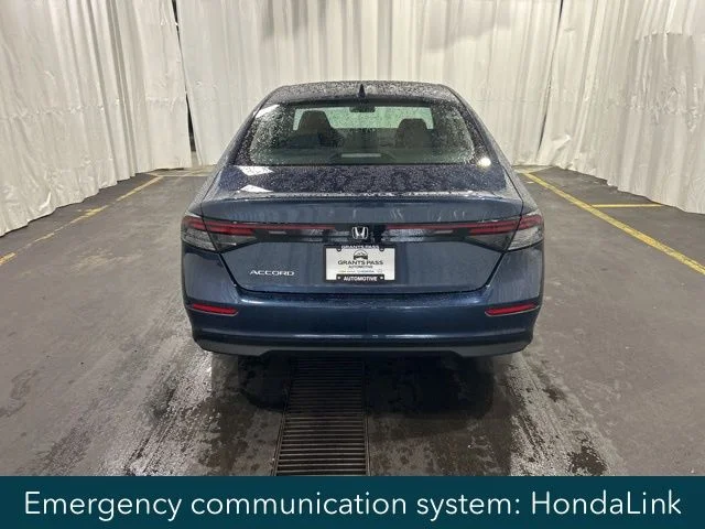 New 2026 Canyon River Blue Metallic Honda SE image 4