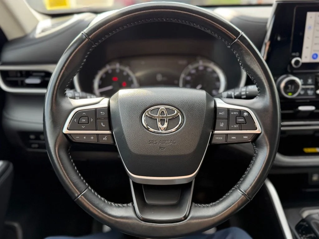 Used 2023 Black Toyota XLE image 14